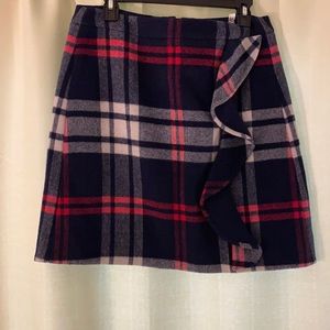 Plaid ruffle skirt !